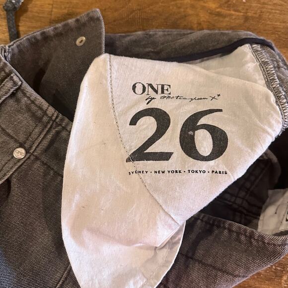 One x One Teaspoon Super Freaks Faded Black Denim Cutoff Shorts Size 26 - Picture 7 of 12